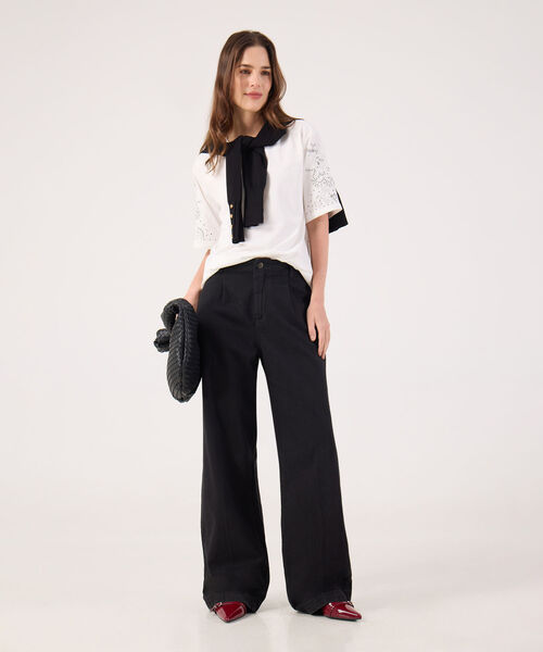 Camiseta Unicolor Con Bordado En Mangas  image number null