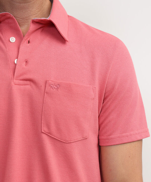 Polo Cuello Duro Con Bolsillo