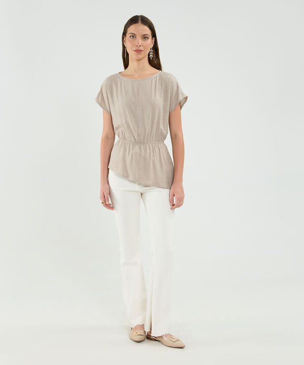 Blusa Manga Corta Ruedo Asimetrico Para Mujer