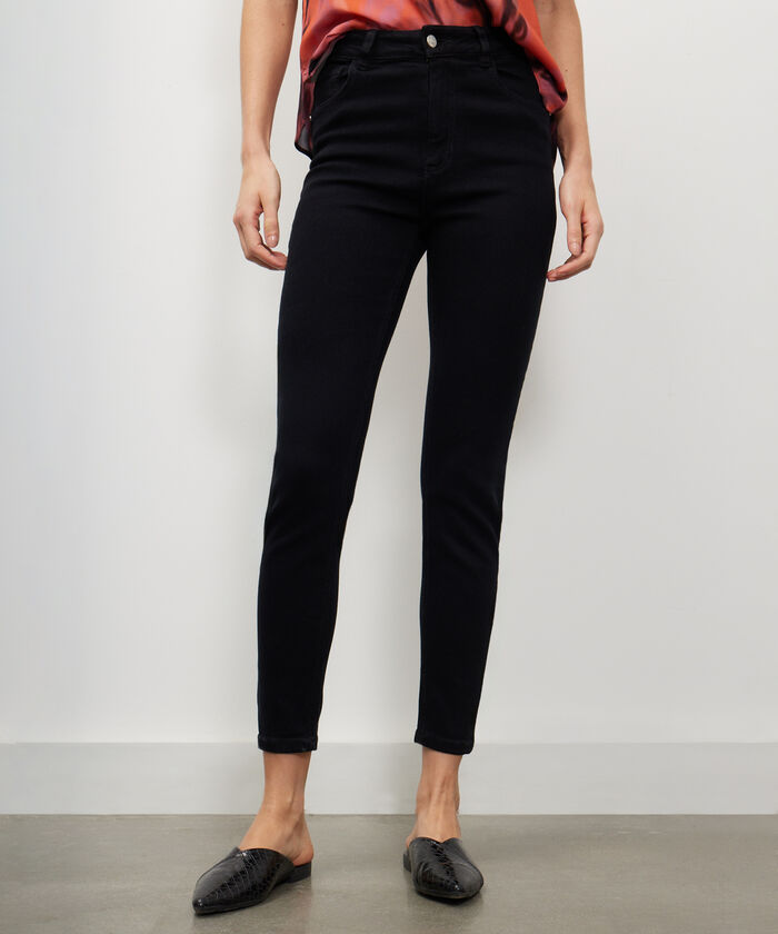 Jean Esencial Skinny Black