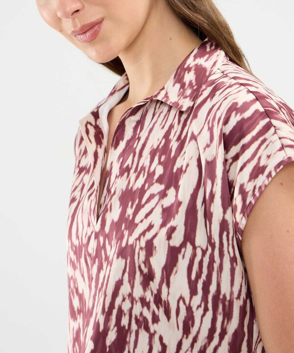 Blusa Manga Corta Corrida En Satin Para Mujer