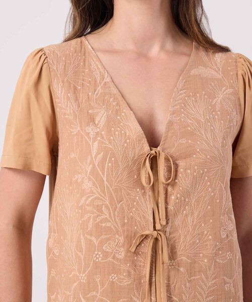 Busa Texturizada Con Detalle  image number null