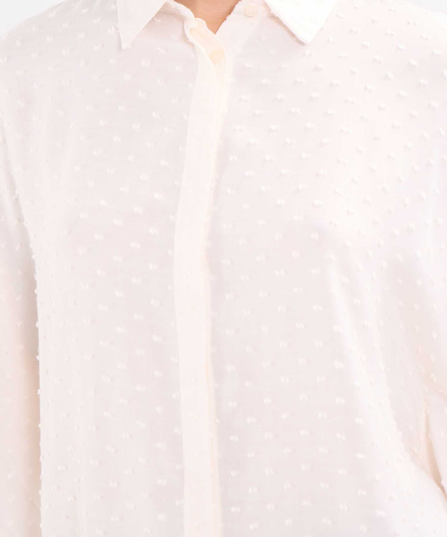 Camisa con Lunares en Tela