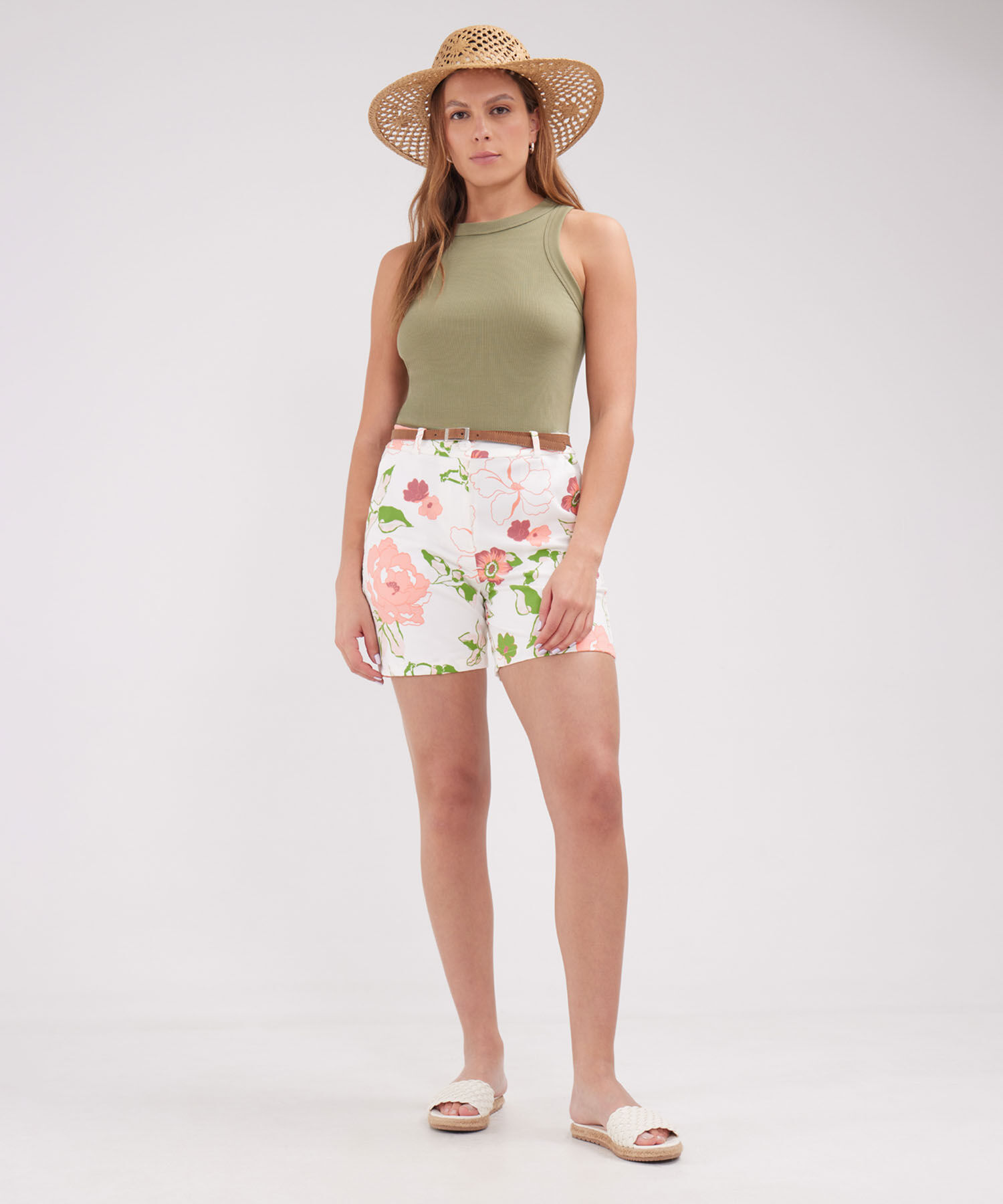 Bermuda Corta Estampada  Con Cinturon