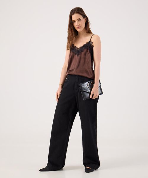 Top Lencero Con Detalle En Cuello image number null