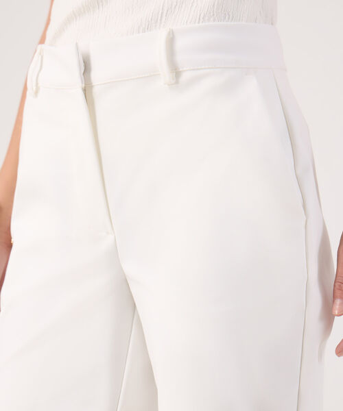 Bermuda unicolor con prense  image number null