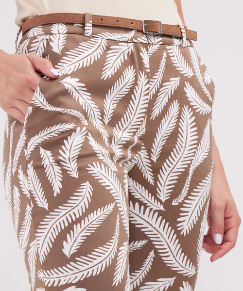 Pantalon Chino Estampado  Con Cinturon image number null
