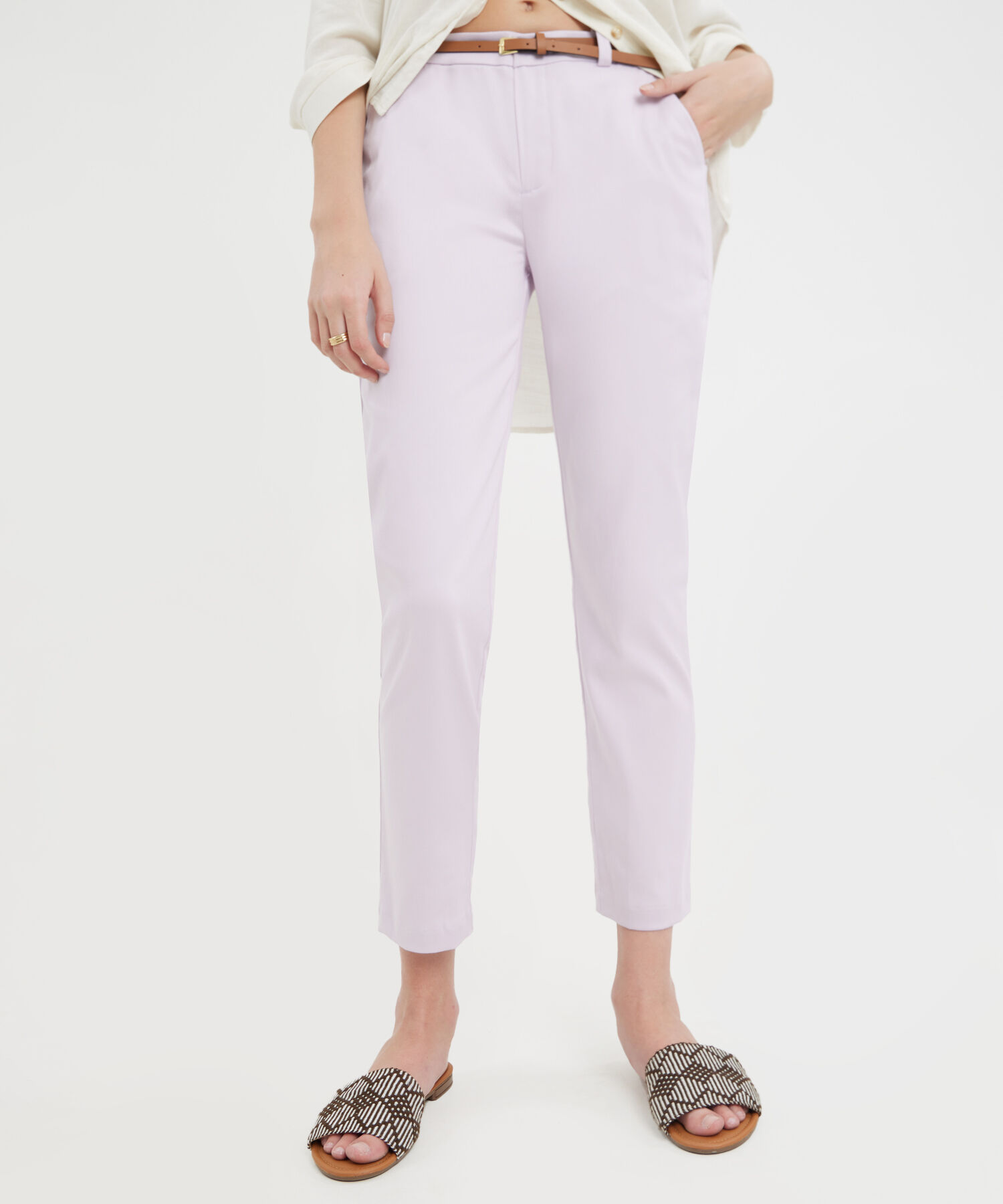 Pantalon Basico Bolsillos Diagonal