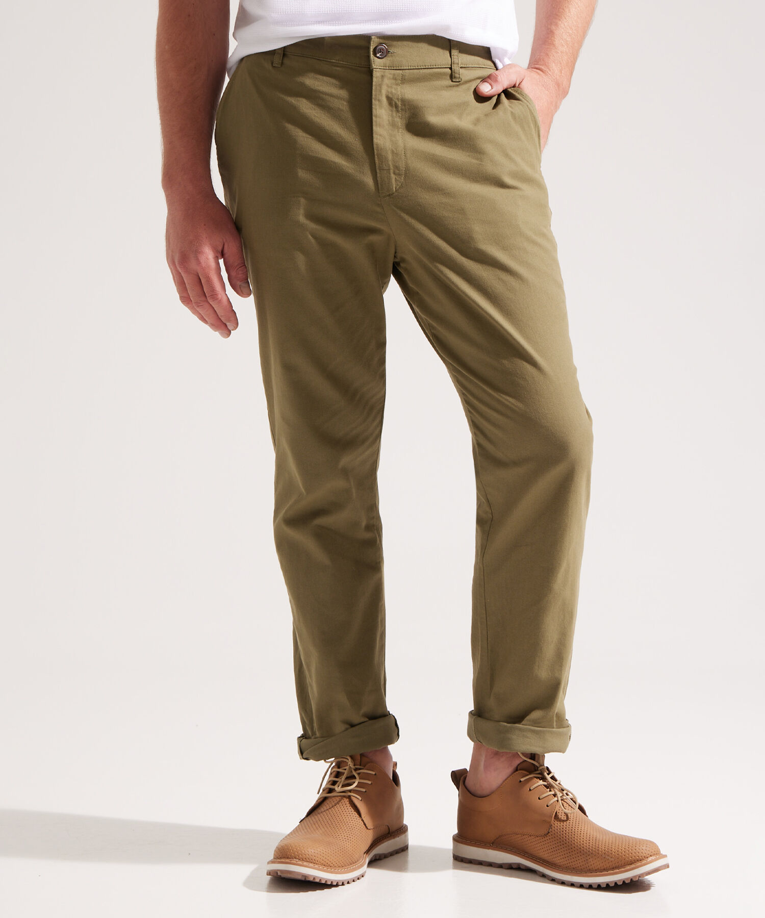 Pantalón Tipo Chino con Bolsillos