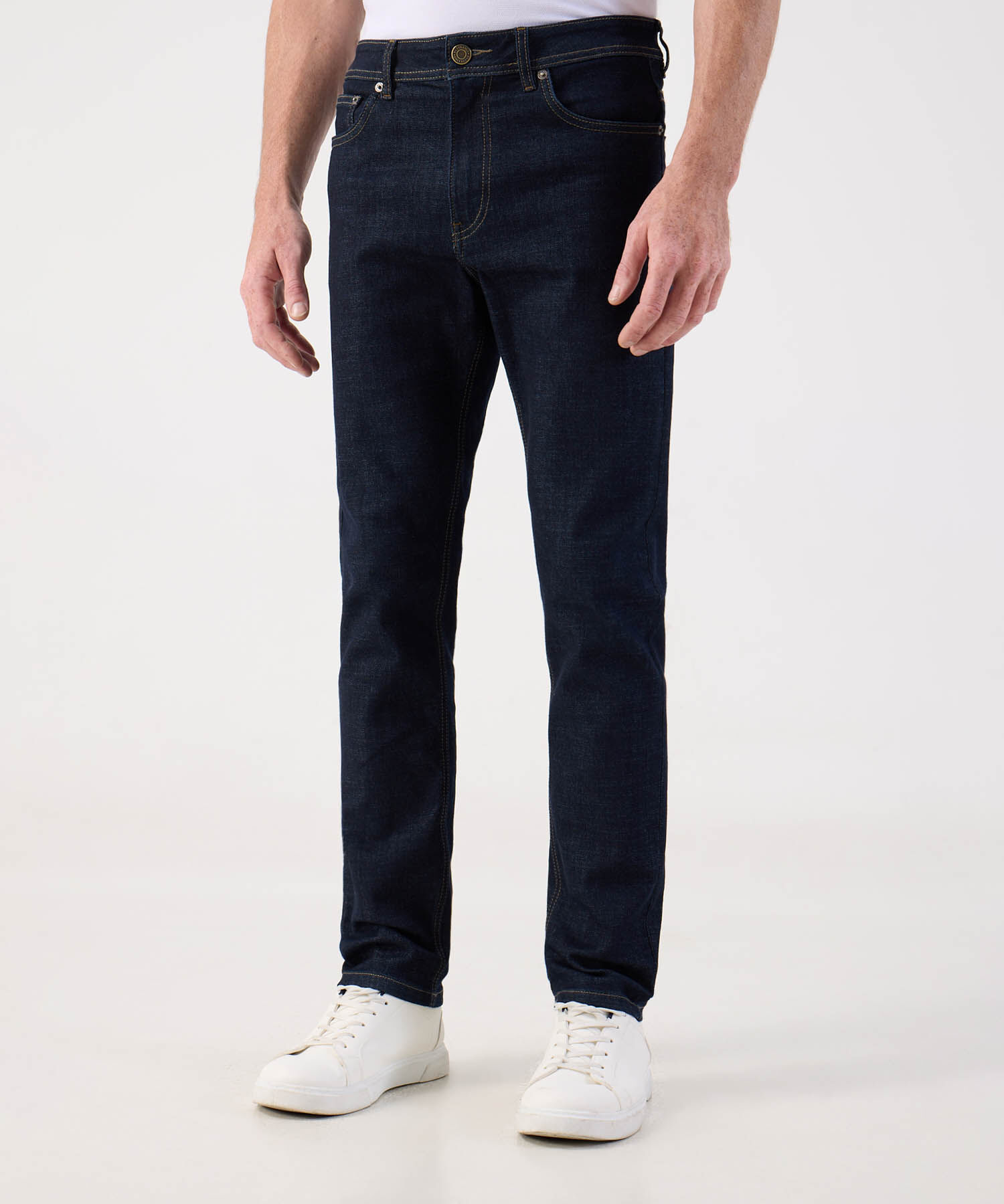 Jean de Lavado Oscuro y Corte Recto Para Hombre