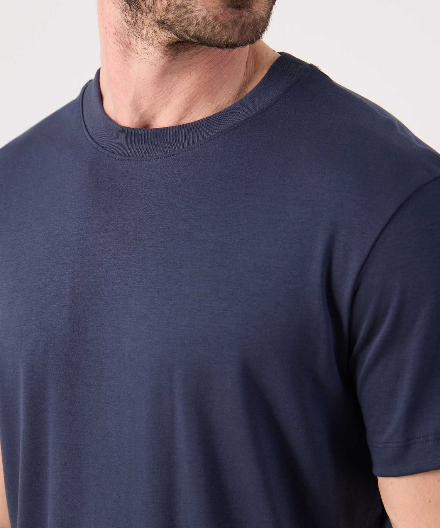 Camiseta Premium Unicolor 