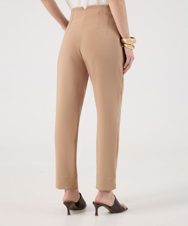 Pantal&oacute;n Clasico Unicolor