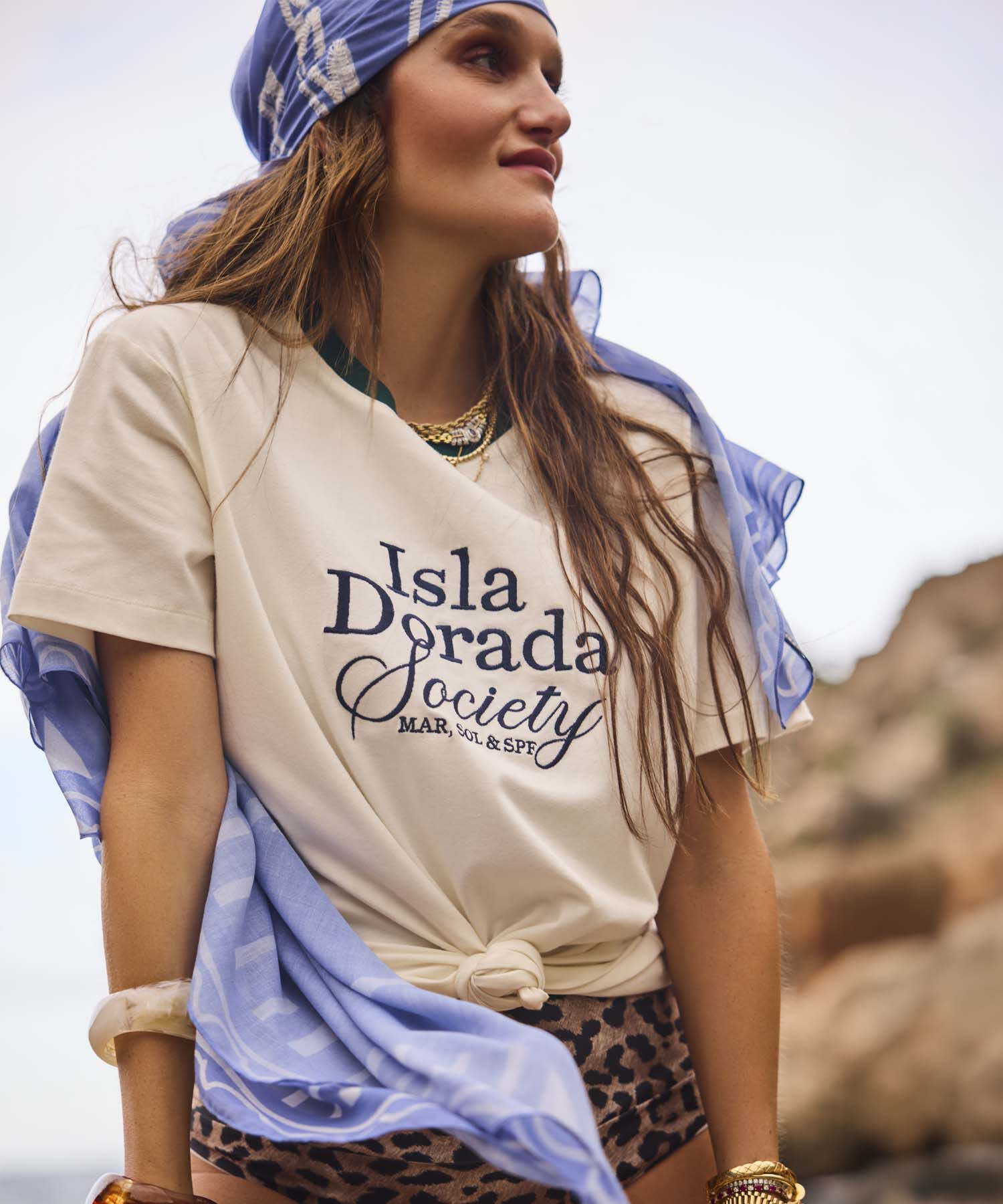 Camiseta Con Cuello En Contraste Para Mujer