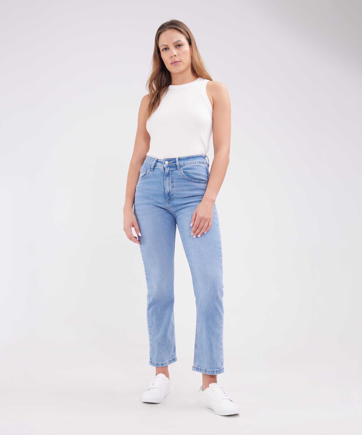 Jean Straight Crop Tono Azul Claro