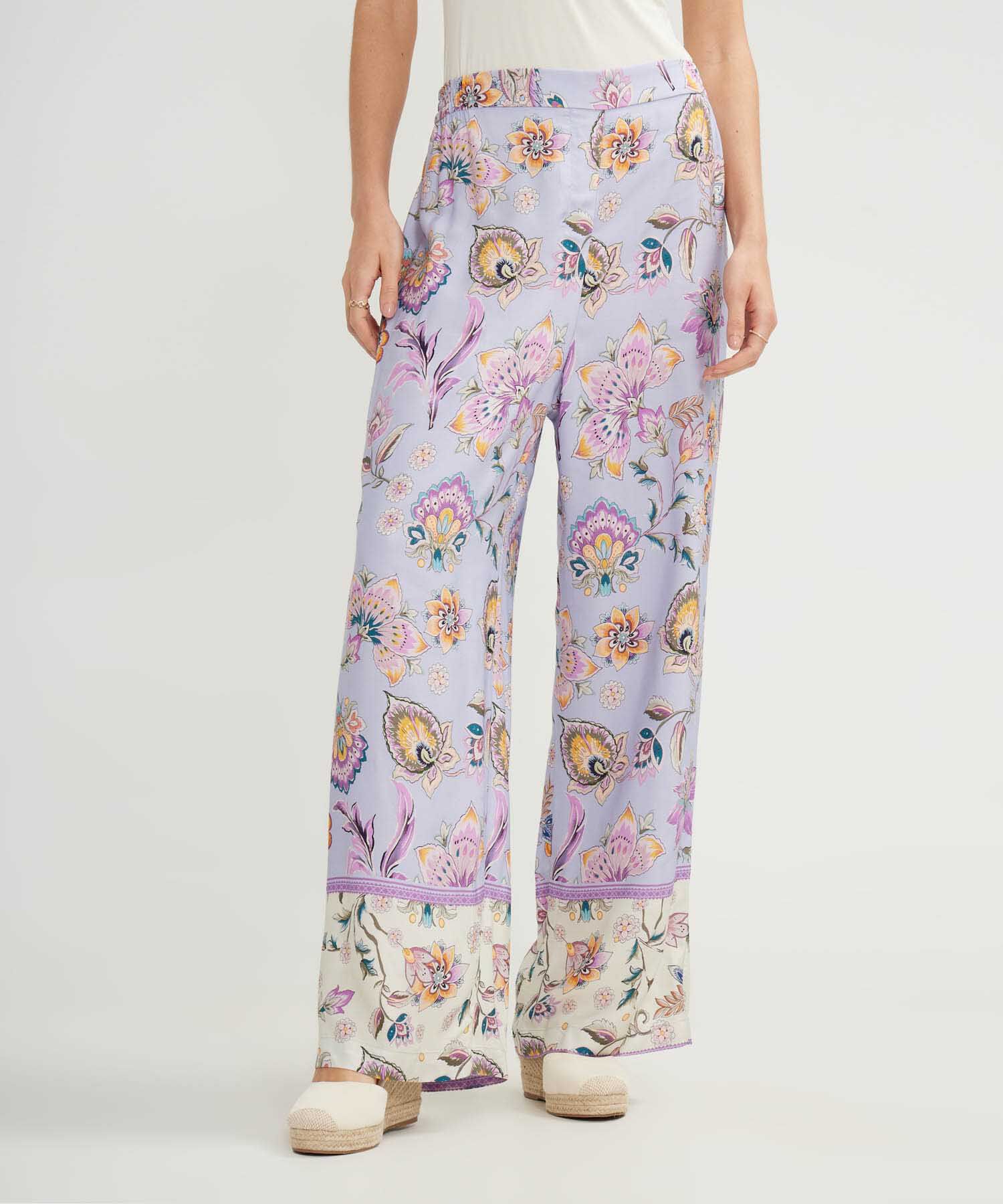 Pantalon Estampado Recto Con Cenefa.