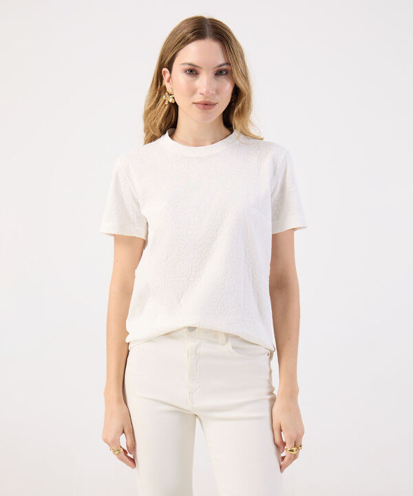 Camiseta Mujer Texturizada Manga Corta image number null