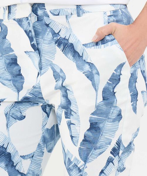 Pantalón Capri Estampado image number null