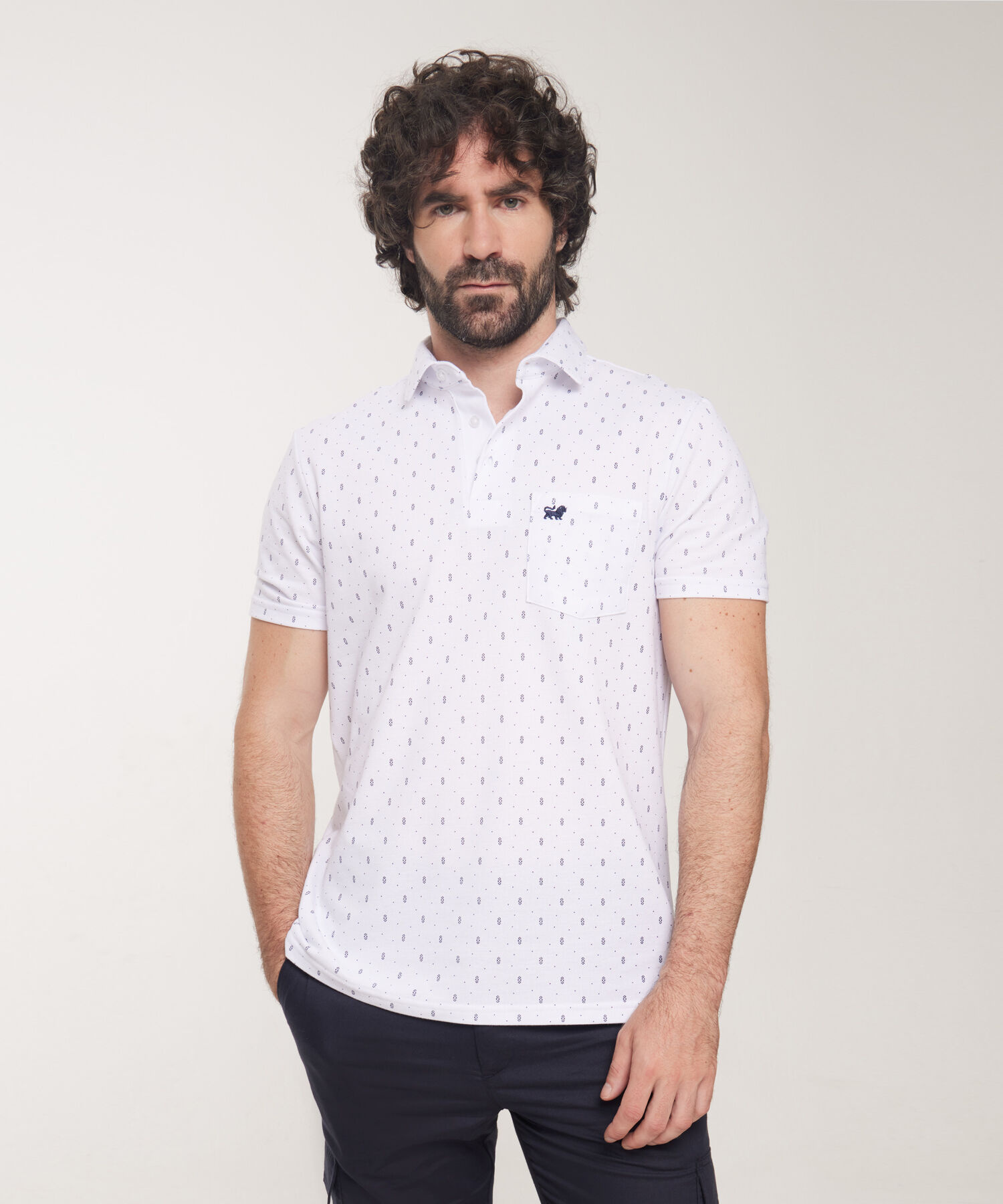 Polo Cuello Maquina Estampada Con Bolsillo