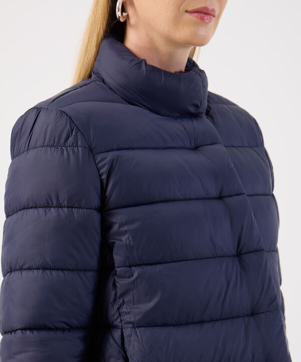 Chaqueta Acolchada de Cuello Alto