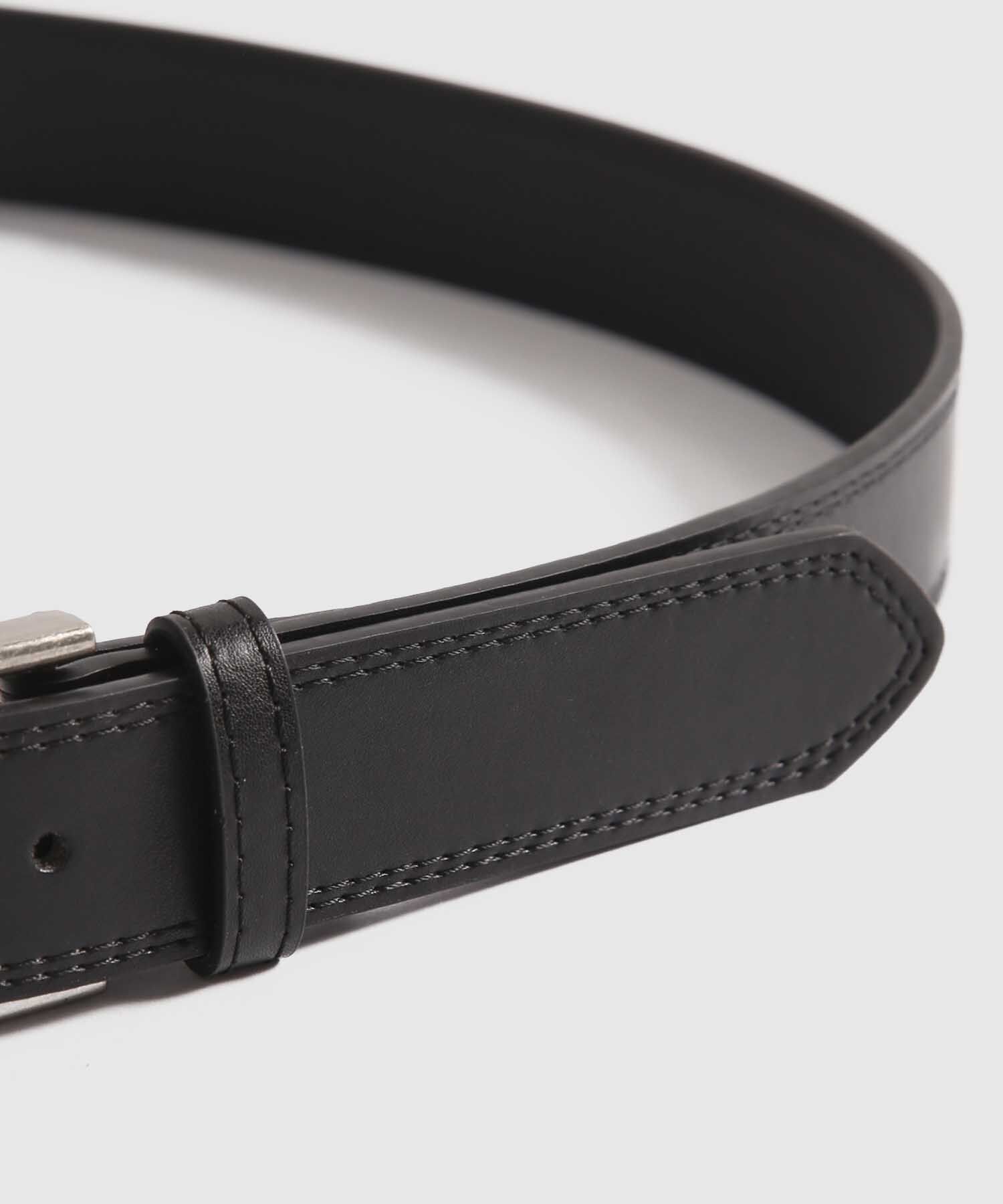 Cintur&oacute;n B&aacute;sico en Efecto Cuero