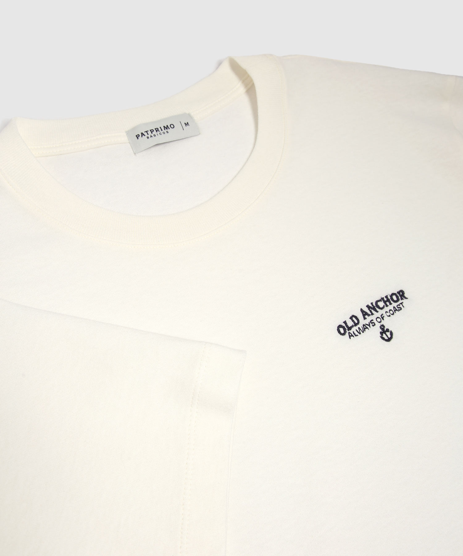 Camiseta Con Bordado Cuello Redondo