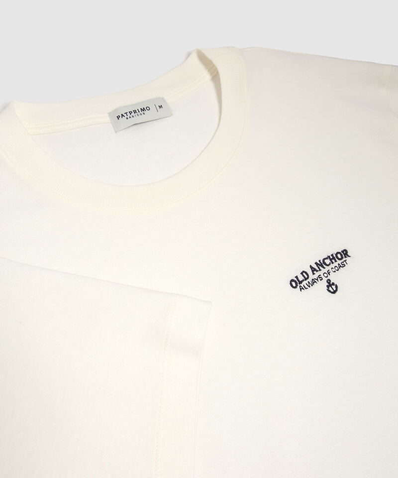 Camiseta Con Bordado Cuello Redondo