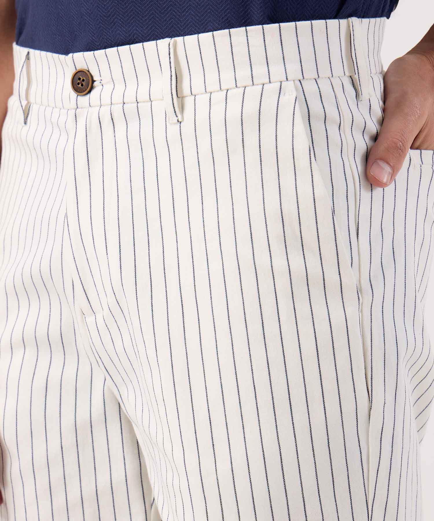 Bermuda Estampado A Rayas