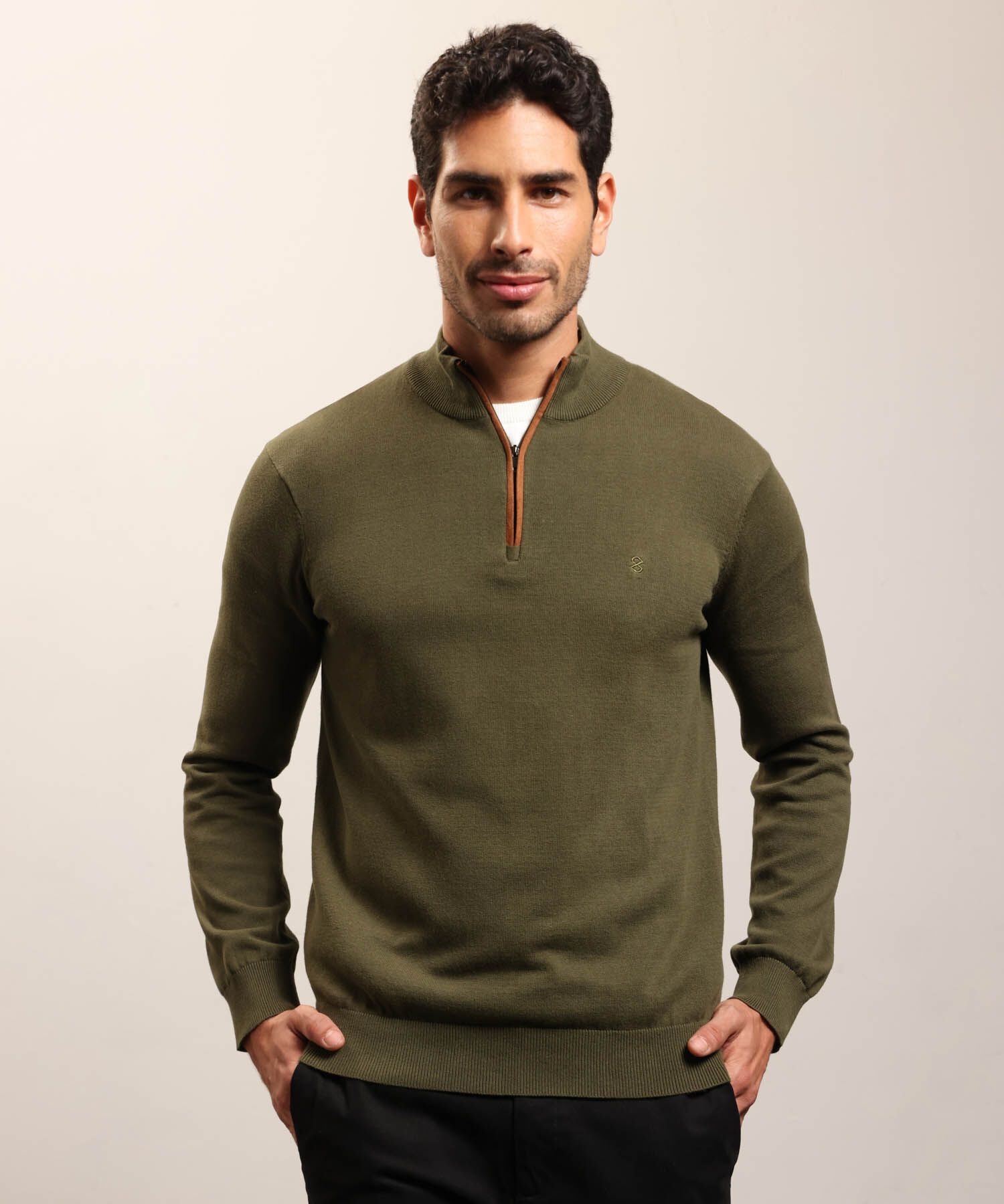 Buzo de Tejido Liso con Cuello Alto y Cremallera Para Hombre