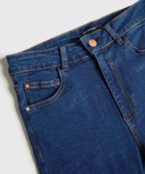 Jeans Skinny Tono Medio
