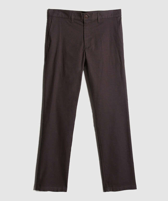 Pantalon Bolsillos Laterales Internos Y De Ribete Atras