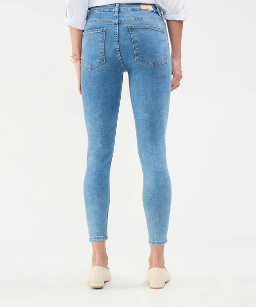 Jeans Skinny Tono Medio