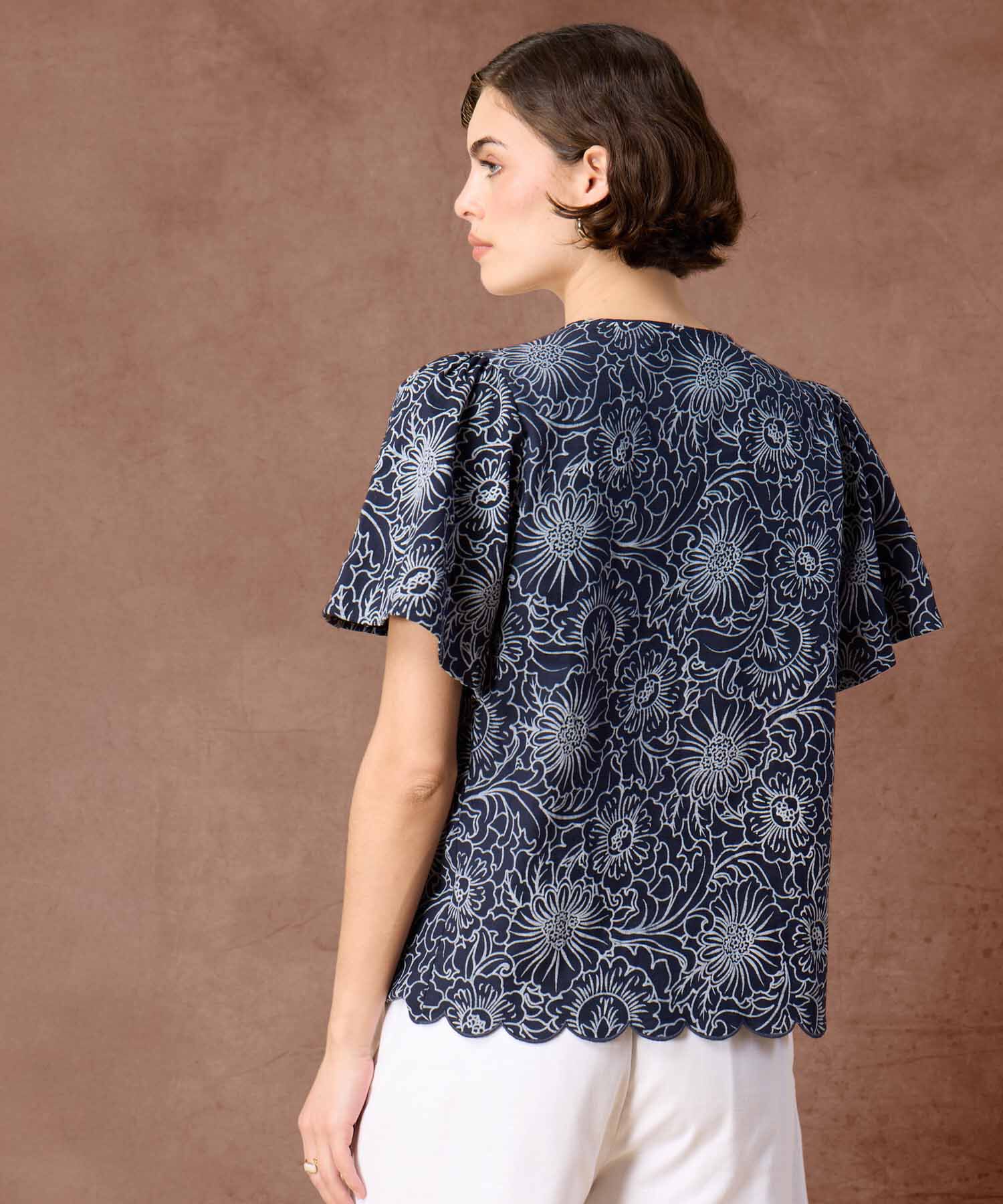 Blusa con Escote V y Cierre de Lazos Para Mujer