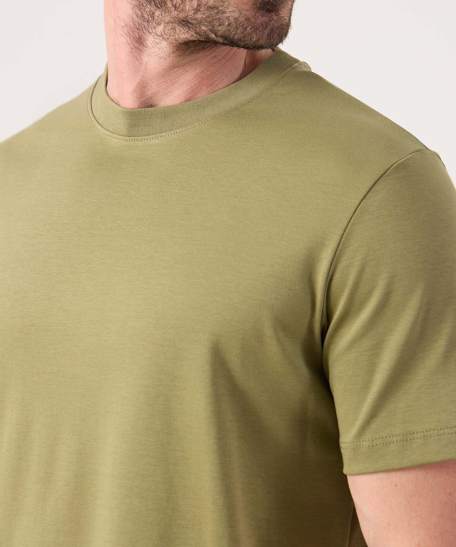 Camiseta Premium Unicolor 