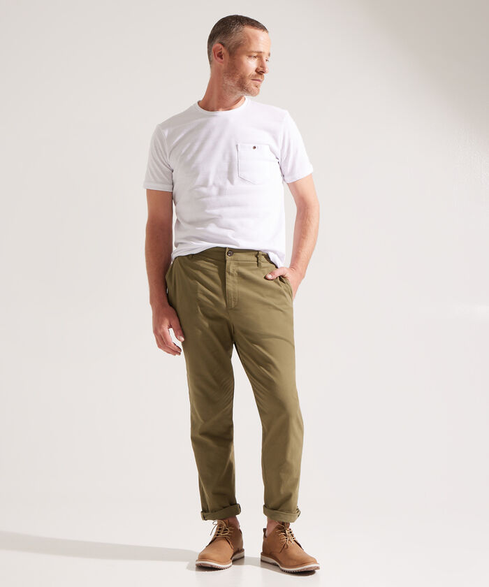 Pantalón Tipo Chino con Bolsillos