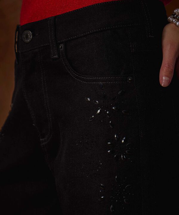 Jean Wide Leg Con Pedreria 