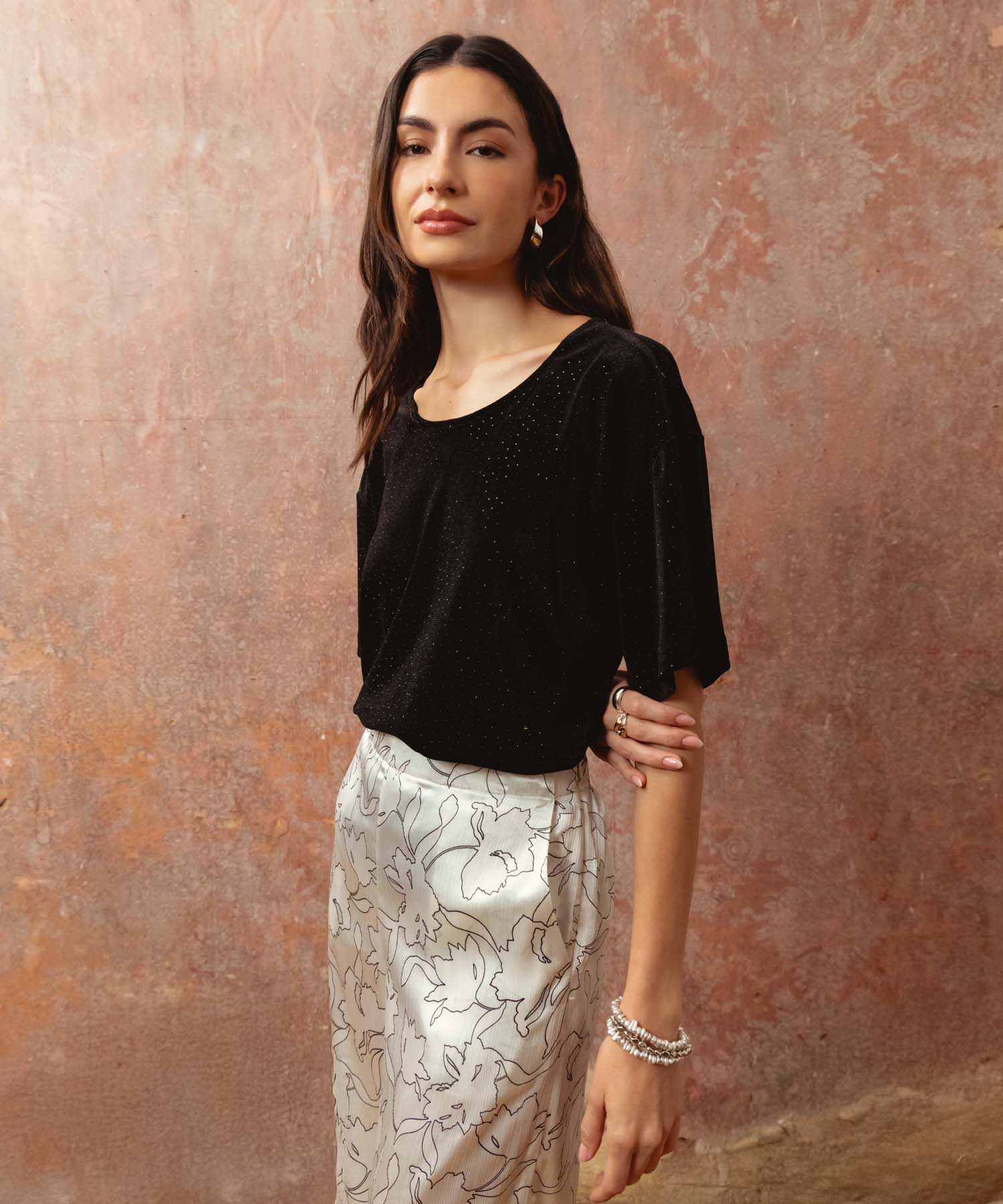 Blusa Para Mujer Con Brillos Suaves Escote Redondo