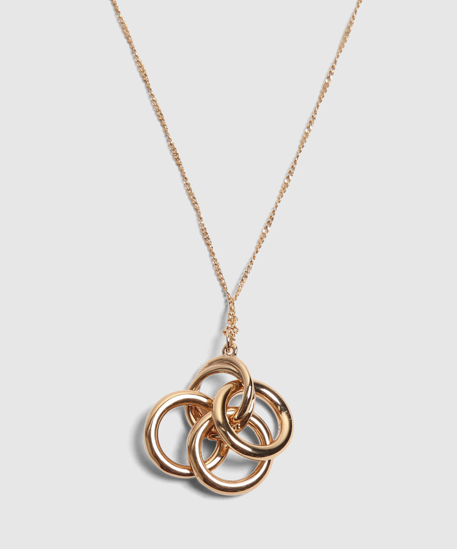 Set Dorado Con Collar Y Aretes De Aros Entrelazados