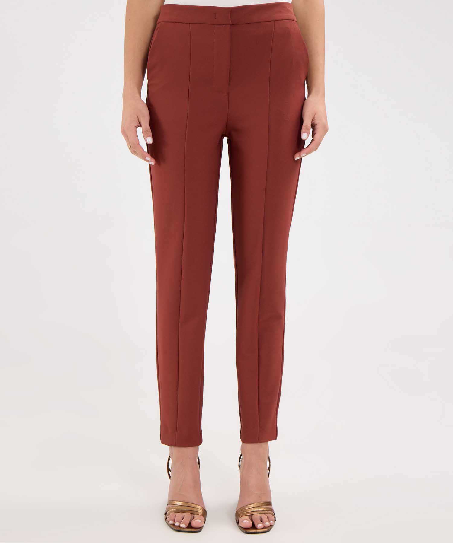 Pantalón Casual con Bolsillos