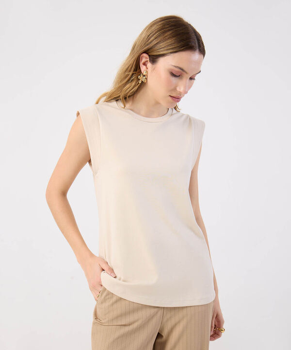 Camiseta Para Mujer Con Hombro Estructurado image number null