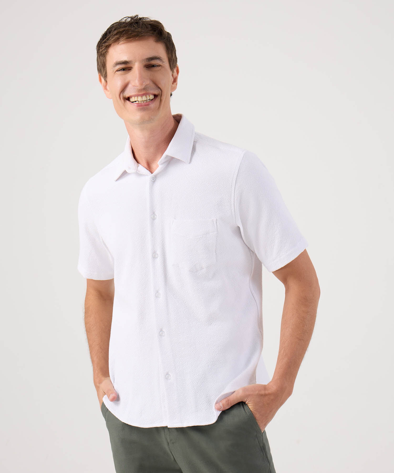 Camisa Texturizada Con Bolsillo