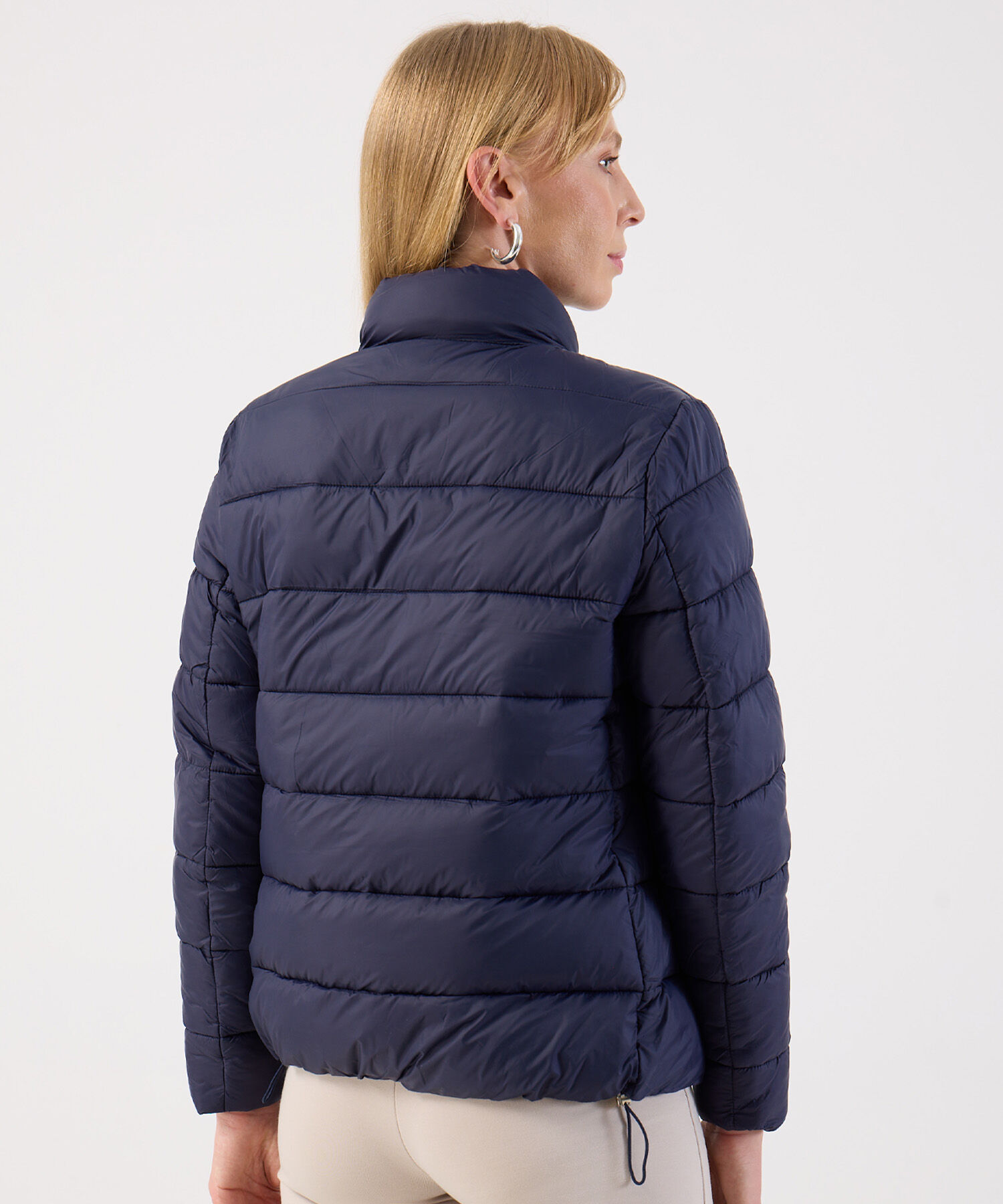 Chaqueta Acolchada de Cuello Alto