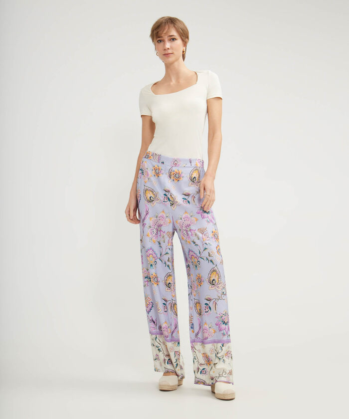Pantalon Estampado Recto Con Cenefa.