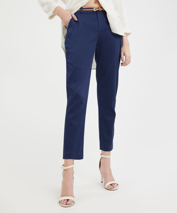 Pantalon Basico Bolsillos Diagonal image number null