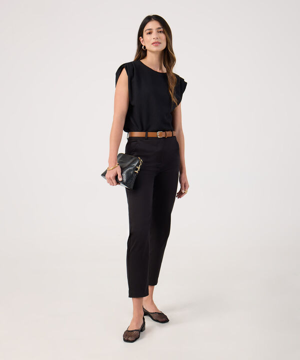 Camiseta unicolor texturizada 