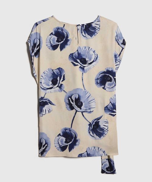 Blusa Estampada con Anudado image number null