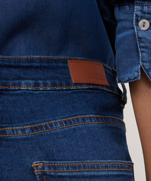 Jean Cropped Flare Tono Azul Oscuro