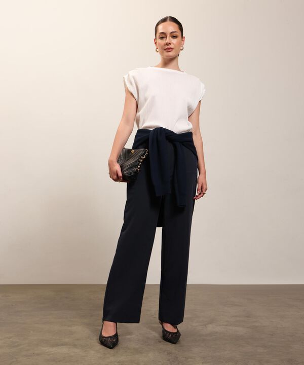 Camiseta unicolor texturizada 