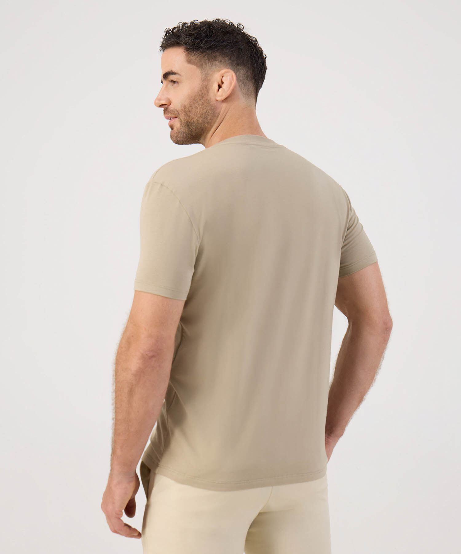 Camiseta B&aacute;sica Cuello Redondo Para Hombre