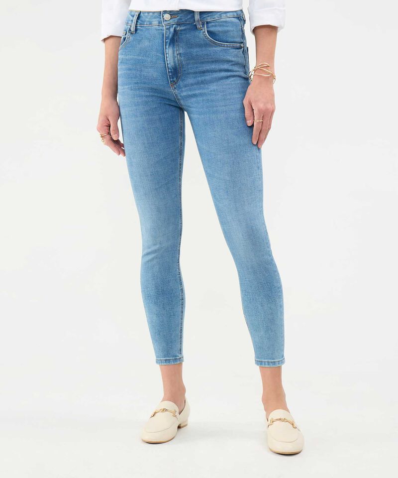 Jeans Skinny Tono Medio