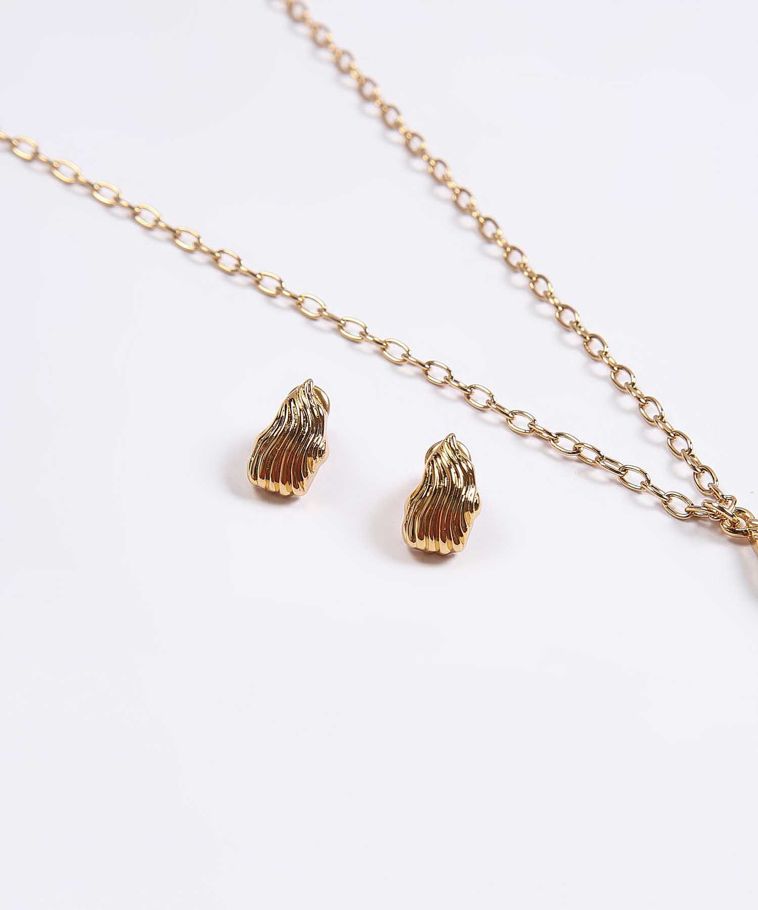 Set De Accesorios Dorados